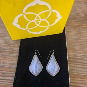 Kendra Scott Danielle Statement earrings in Lavender